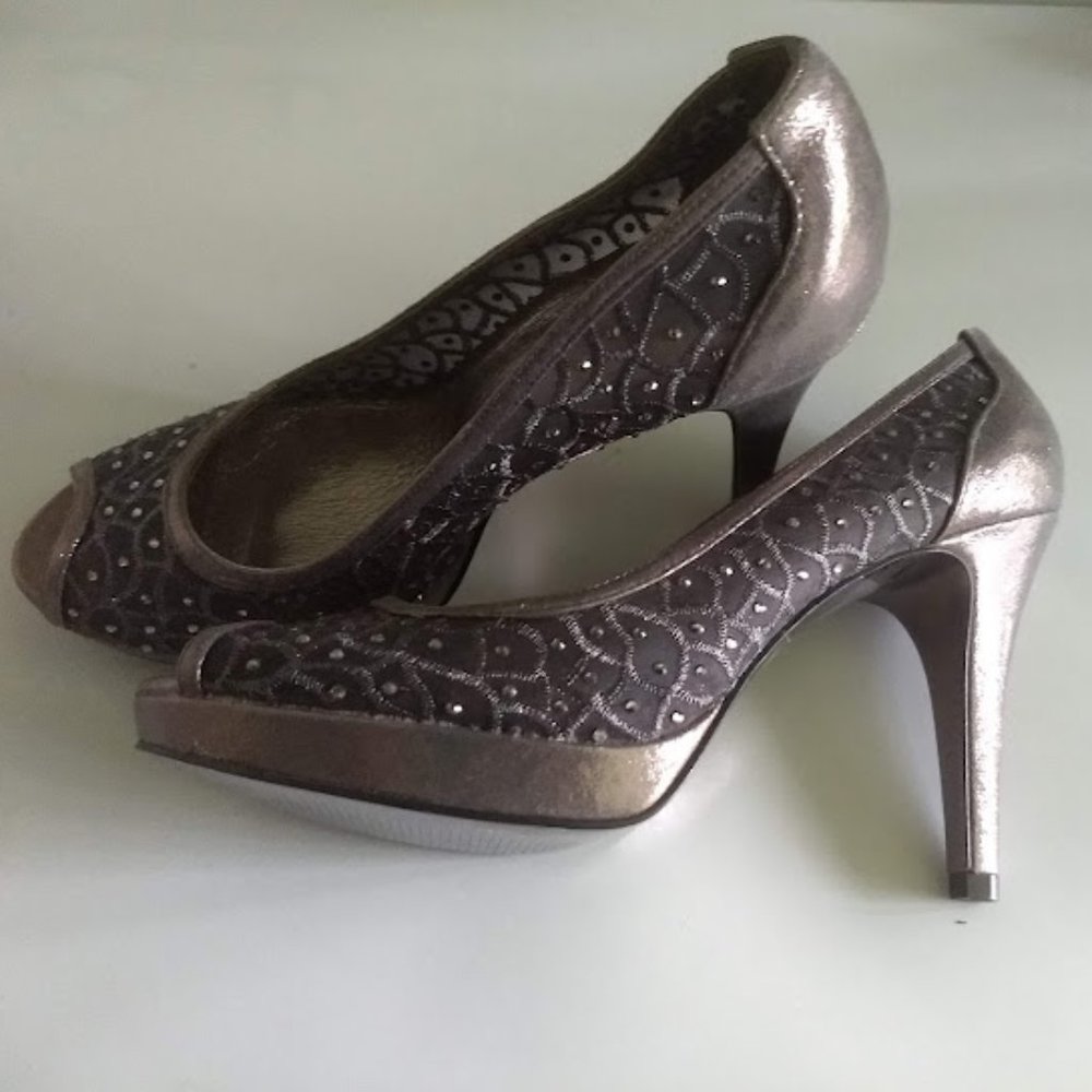 Adrianna Papell Taupe Peep Toe Heel Mesh Rhinestone 7.5